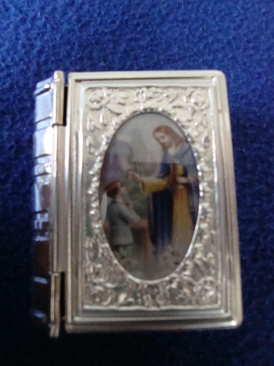 Rosenkranz-Etui-Junge