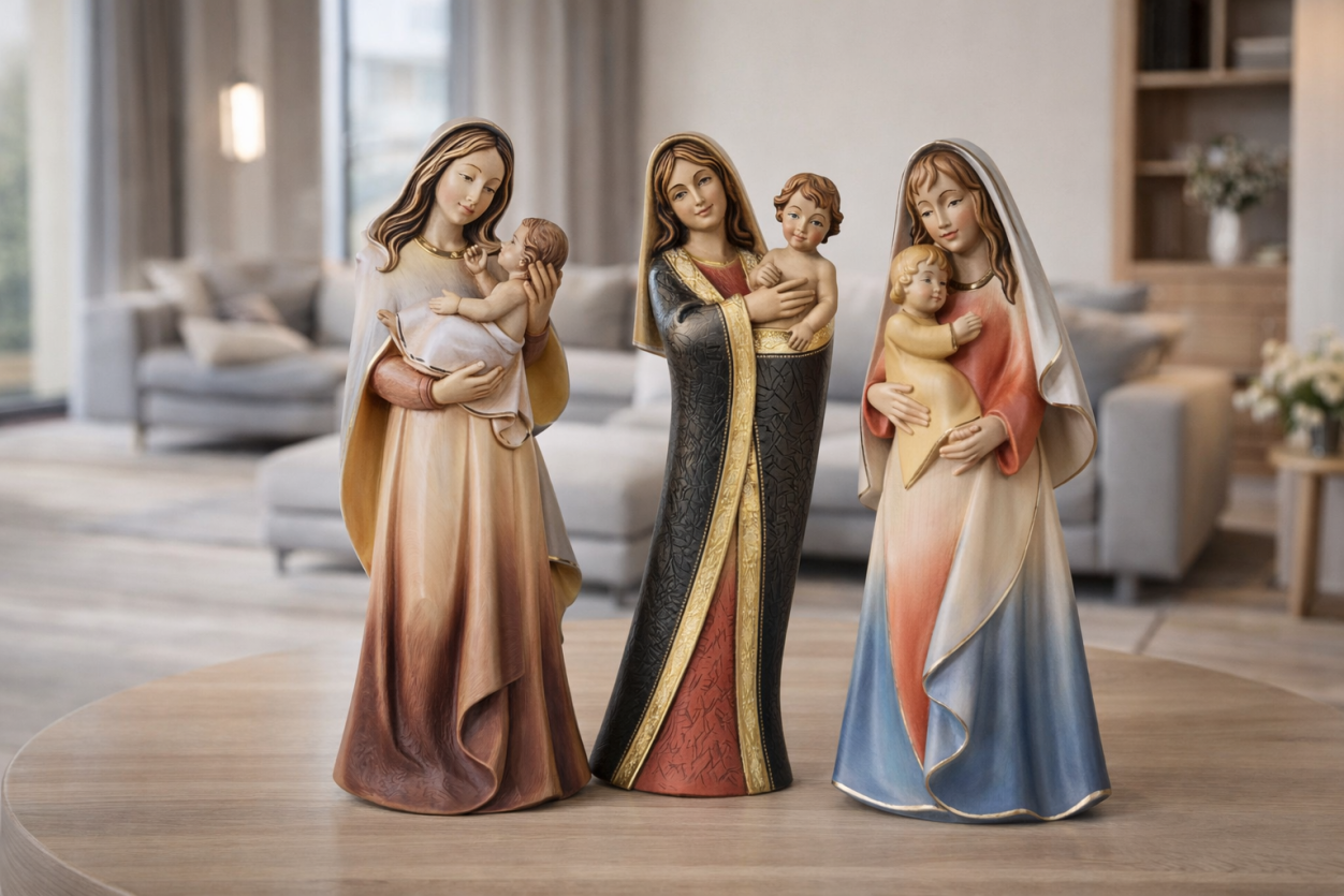 Madonna und Kind im modernen Wohnzimmer